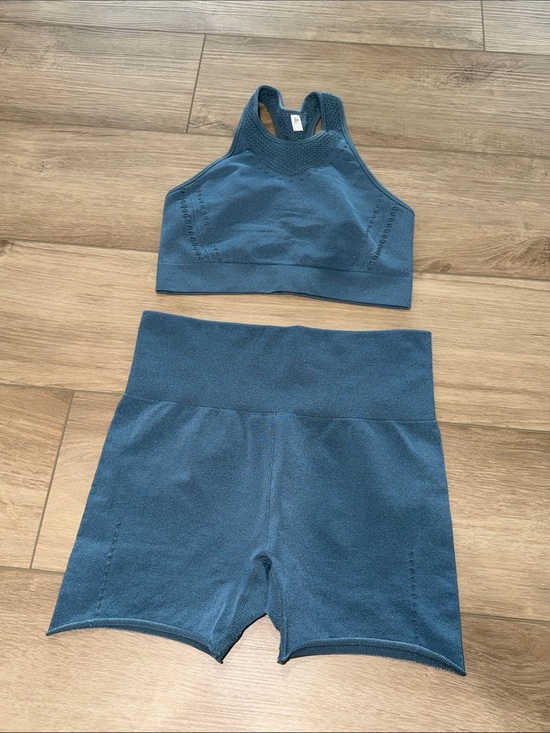 JoyLab Pants - Joy Lab Teal Active Shorts & Crop Tank Set - woman’s size small performance
